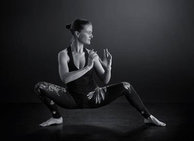 Emma Balnaves İle Shadow Yoga 5 - 7 Nisan 2013 İstanbul