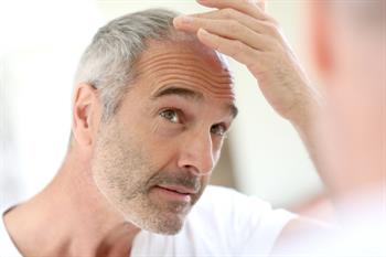 Ayurvedik Yöntemler Saç Dökülmesini İyileştirebilir