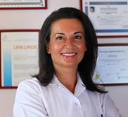 Terapisyen Elif Kaya